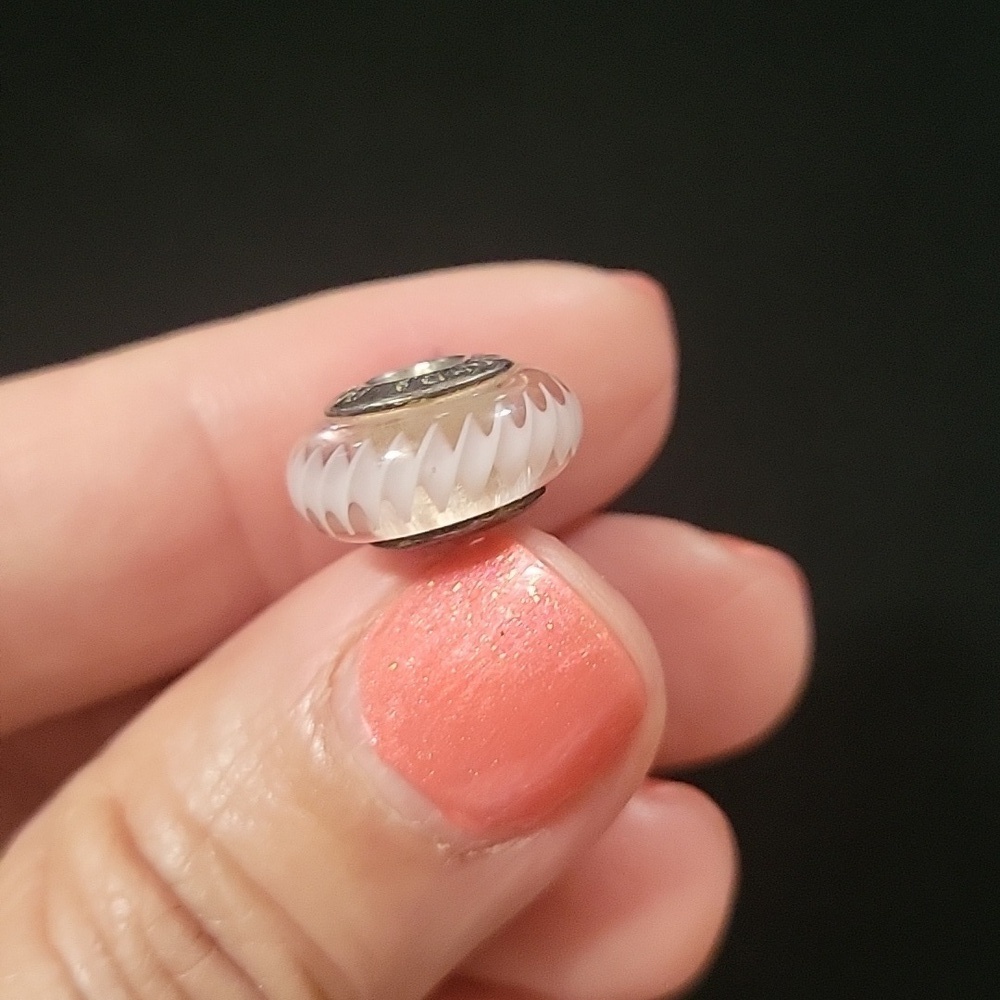 Pandora Retired Pink Zig Zag Charm Pink Murano Glass 790620